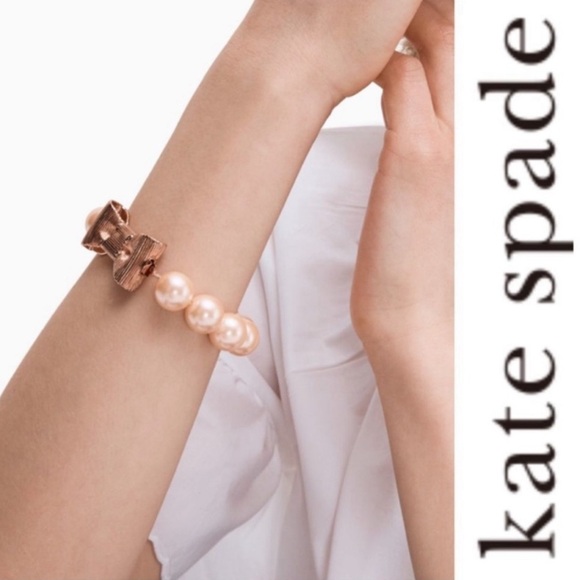 NWT Luxury authentic Minimalist Kate Spade chunky pearl bow statement bracelet - Picture 1 of 17